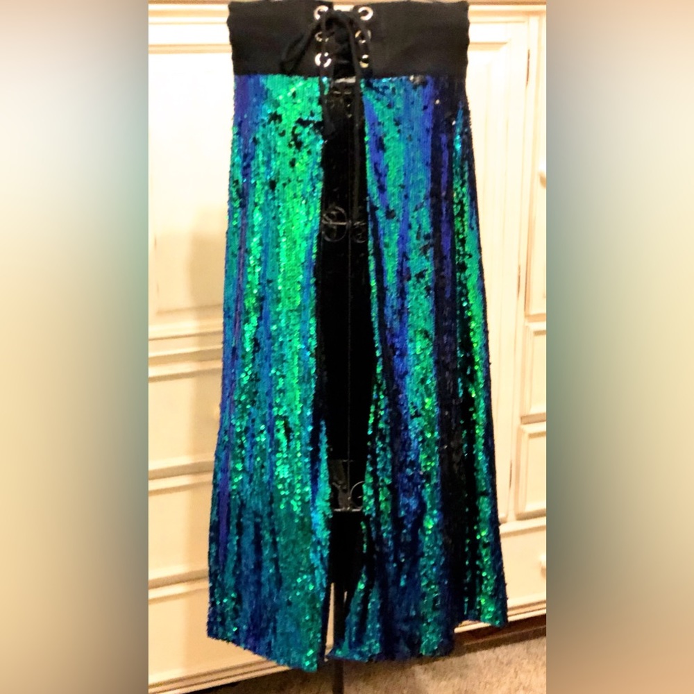 NEW SEQUIN Lace up skirt